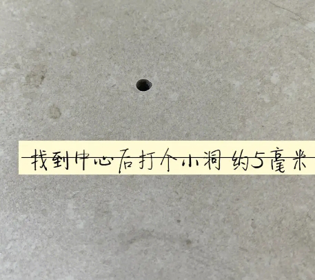 南平市瓷砖空鼓维修公司专业解答在瓷砖铺贴过程中，如果砂料搅拌不均匀，将会带来以下问题